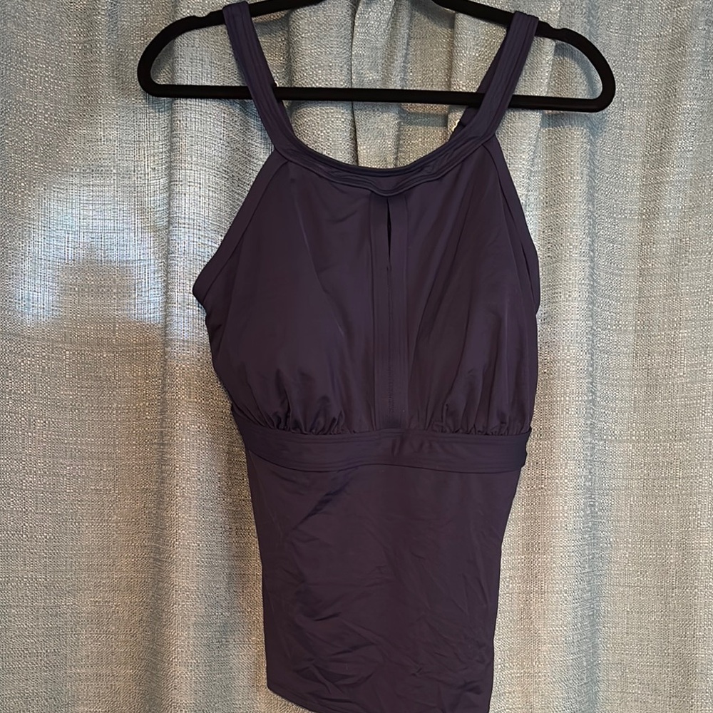 Lands End women’s bathing suit top 16W masectomy